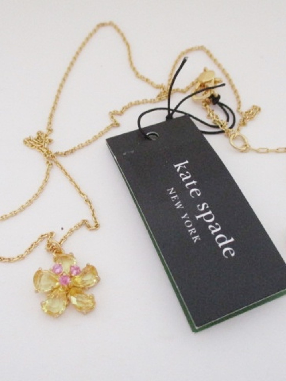 KATE SPADE - Paradise Flower Mini Pendant Necklace - Yellow and Pink Stones